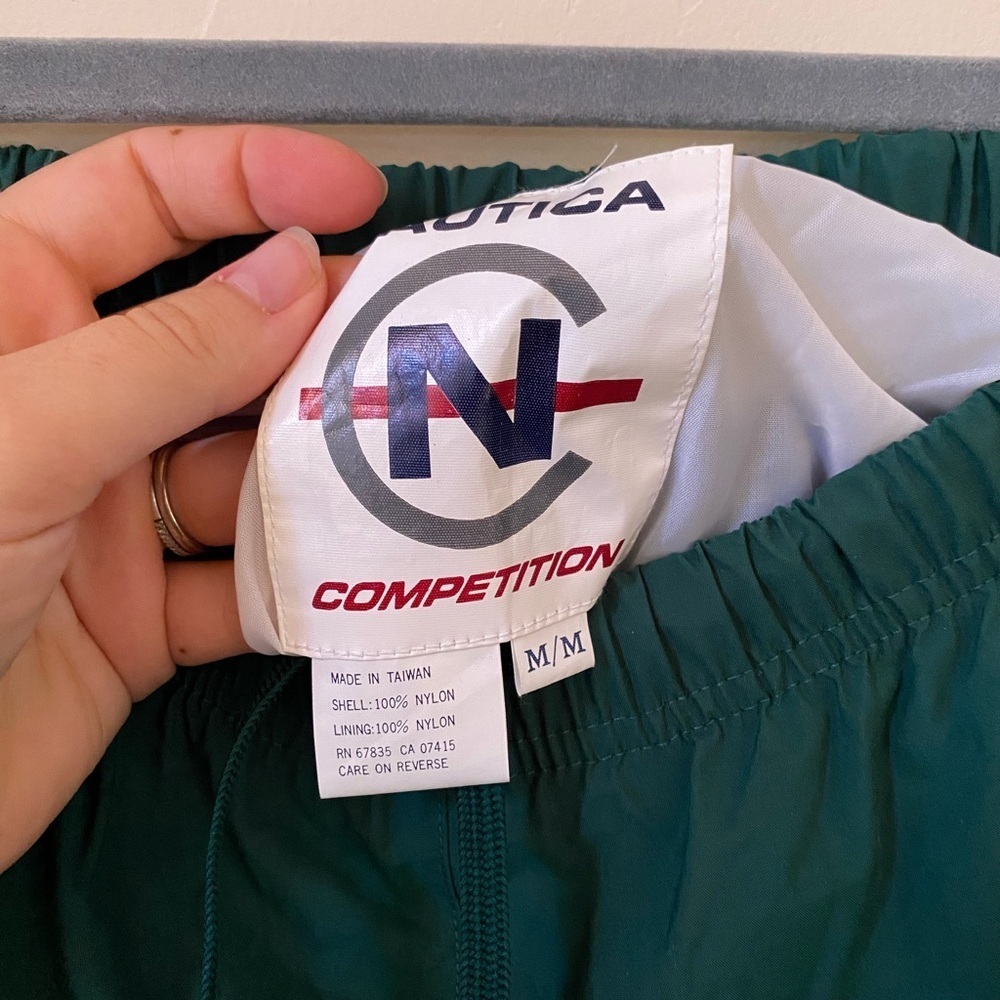 Vintage Nautica Competition Green Nylon Track Pants Mens M Oversized 90s Joggers - Picture 4 of 9